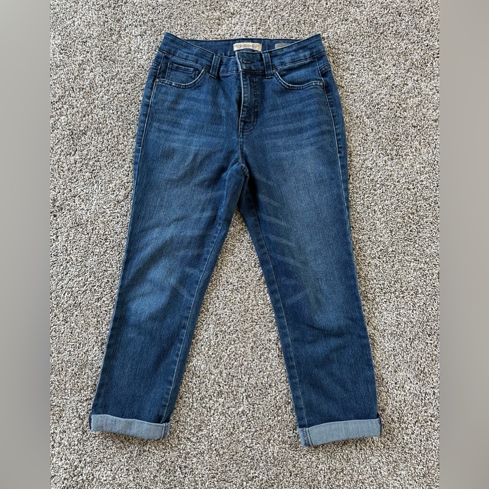 Women’s Capri jeans‎